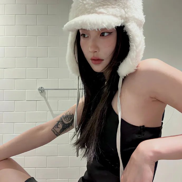 忠良残被流放我带空间来救场